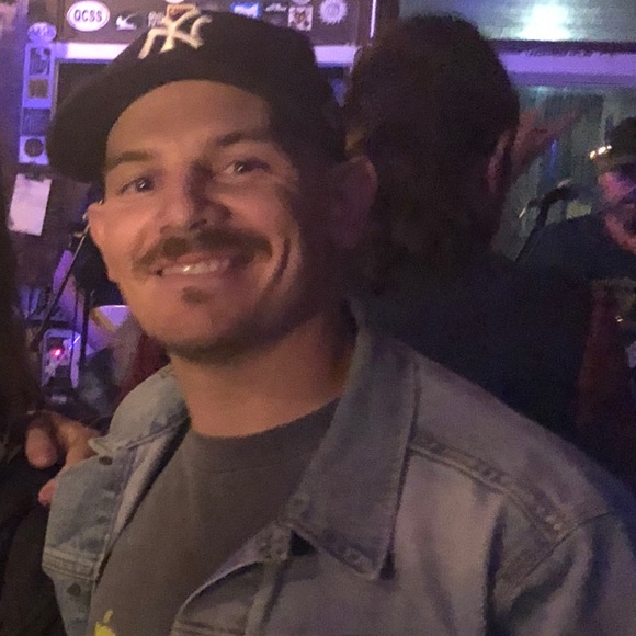 Meet your Posher, R - Picture 1 of 1